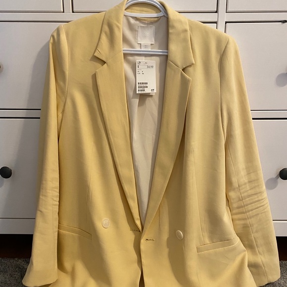H&M Jackets & Blazers - Yellow H&M Blazer